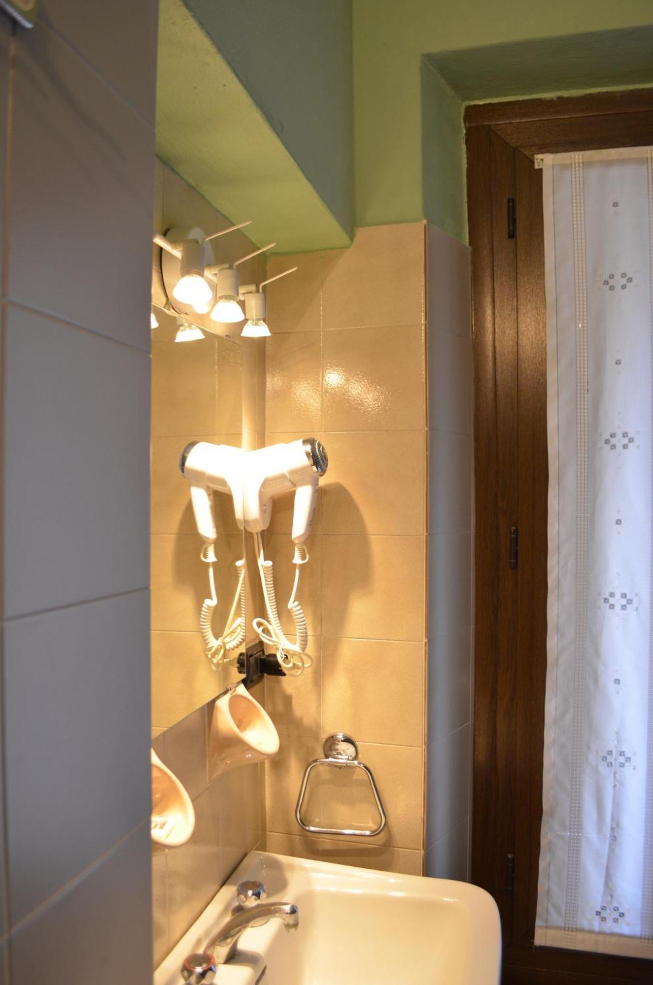 La Locanda Dell'Oreste Dizzasco Экстерьер фото